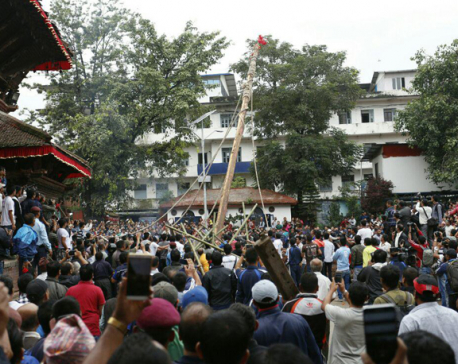 2 injured as Indra Jatra lingo collapses in Basantapur